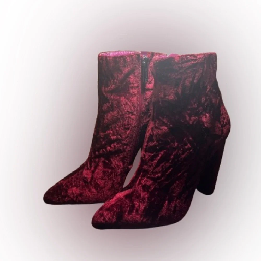 Jessica Simpson Burgundy Crushed Velvet Heeled Boots Size 6 Women’s - Picture 13 of 16